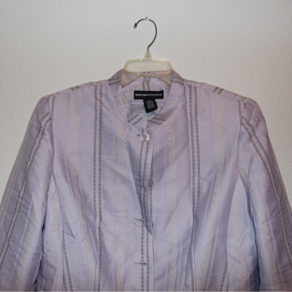 Blazer - Picture 2 of 4